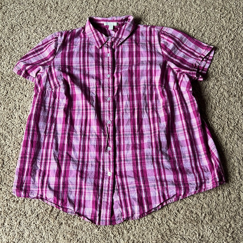 Purple-pink button down shirt